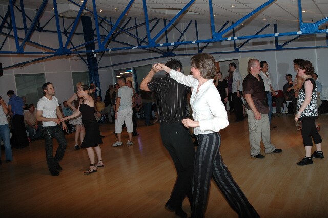 min 2008 06 28 aupra dance 106